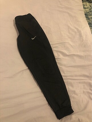 nike siyah eşofman altı