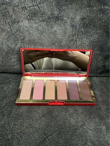 Estee Lauder Estee lauder far paleti sıfır hiç kullanılmadı