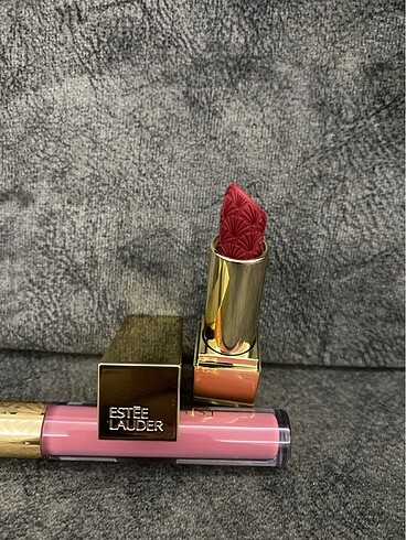 Estee Lauder Estee lauder kırmızı ruj ve lipstick