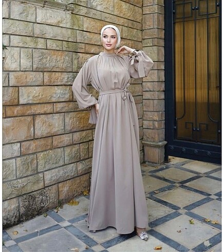 Medine ipeği kolları kuşaklı elbise