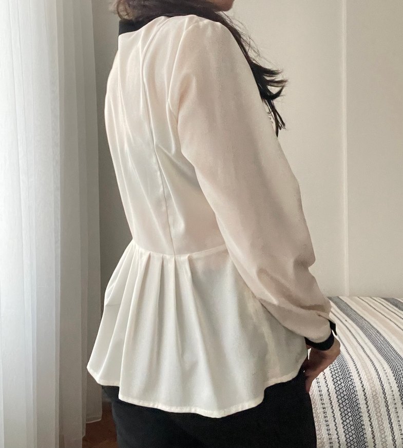 Dantel Detaylı Beyaz Mini Bluz - Görsel 4