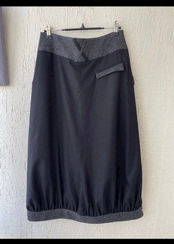 Gri Kemer Detaylı Uzun Etek - Görsel 2