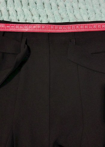Zara Siyah Pilili Mini şort