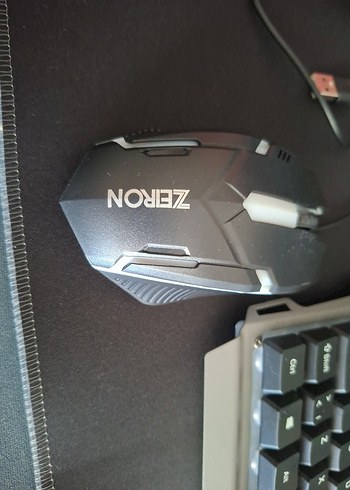 Renkli LED Işıklı Mekanik Klavye +mause + mauspad - Görsel 2