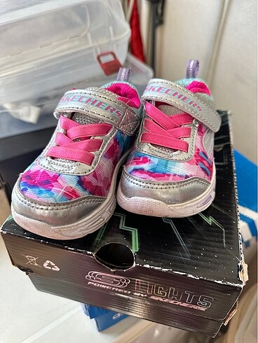 Skechers Ürünüm orijinal ve ışıklı
