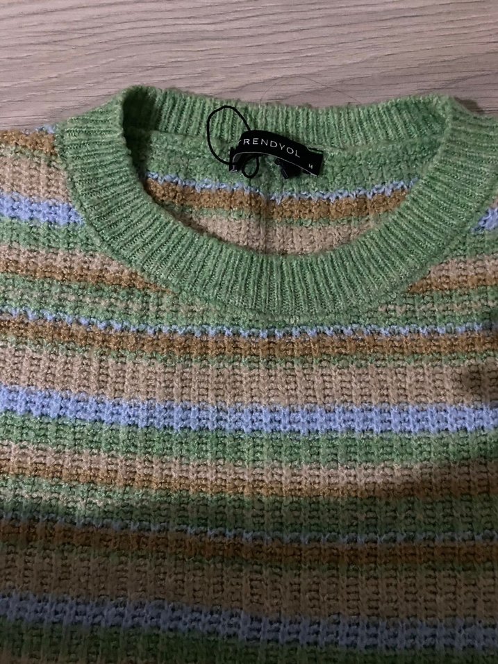 Bohem Çok Renkli Örgü Kolsuz Kadın Süveter - Görsel 4