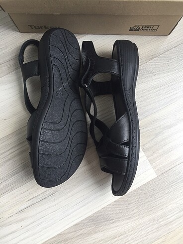 Derimod Siyah sandalet