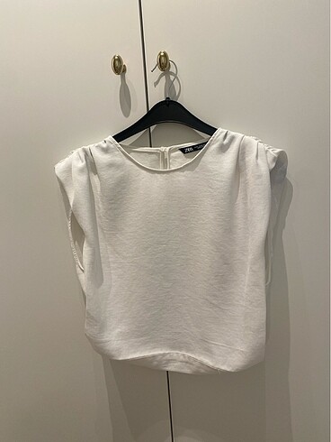 Zara Crop