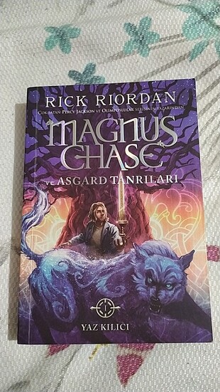 MAGNUS CHASE ve ASGARD TANRILARI YAZ KILICI RİCK RİORDAN