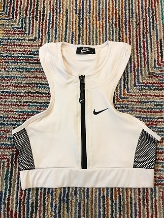 Nike Dalgıç Kumaş Fermuarlı Büstiyer