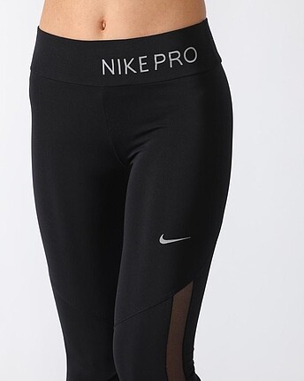 Nike Pro Tüllü Yüksek Bel Toparlayıcı Tayt