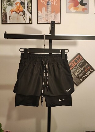 Nike Paraşüt ve Dalgıç Kumaş İkili Şort #adidas #puma #nike #pul