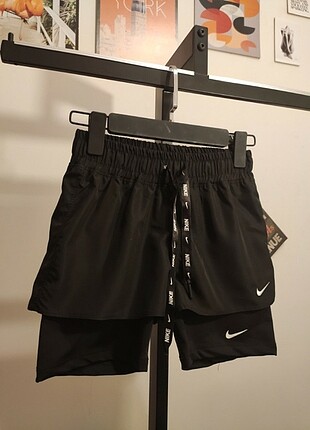 s Beden Nike Paraşüt ve Dalgıç Kumaş İkili Şort #adidas #puma #nike #pul