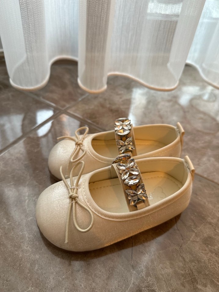 Kız Çocuk Bej Fiyonklu Babet Ayakkabı - Görsel 2