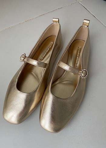 Kadın Altın Renkli Dolgu Topuklu Tokalı Babet - Görsel 4