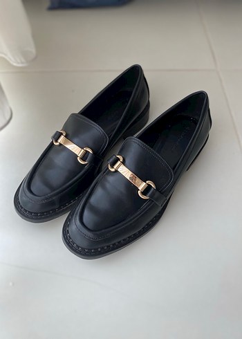 Klasik Siyah Deri Tokalı Kadın Loafer - Görsel 2