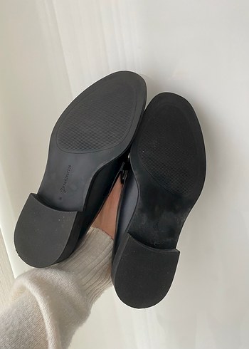 Klasik Siyah Deri Tokalı Kadın Loafer - Görsel 3