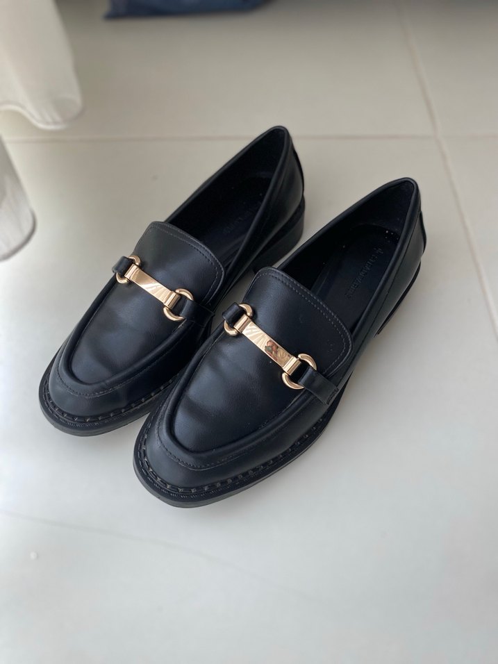 Klasik Siyah Deri Tokalı Kadın Loafer - Görsel 2