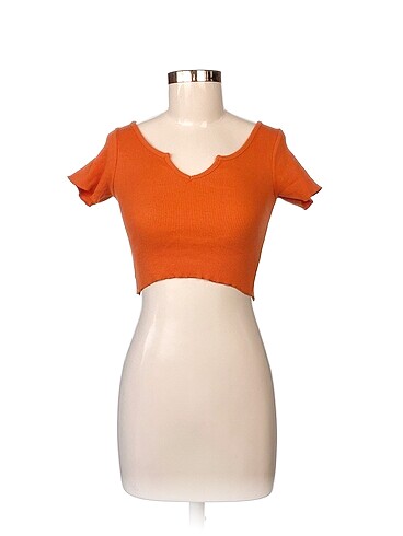 Diğer T-shirt %70 İndirimli.