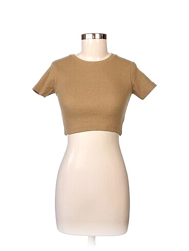 Diğer T-shirt %70 İndirimli.