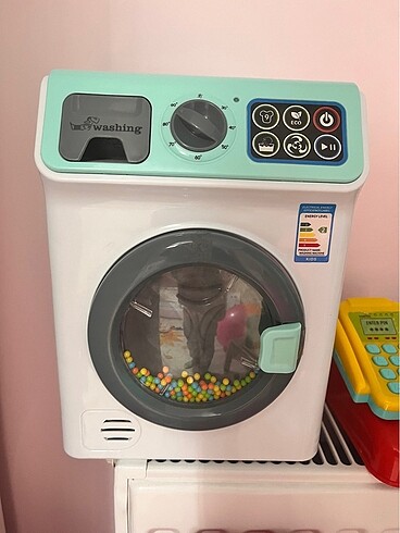 Fisher Price Oyuncak çamaşır makinesi