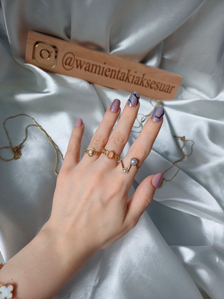 Çelik Ayarlamalı Vintage Beyaz Taşlı Yüzük - Görsel 3