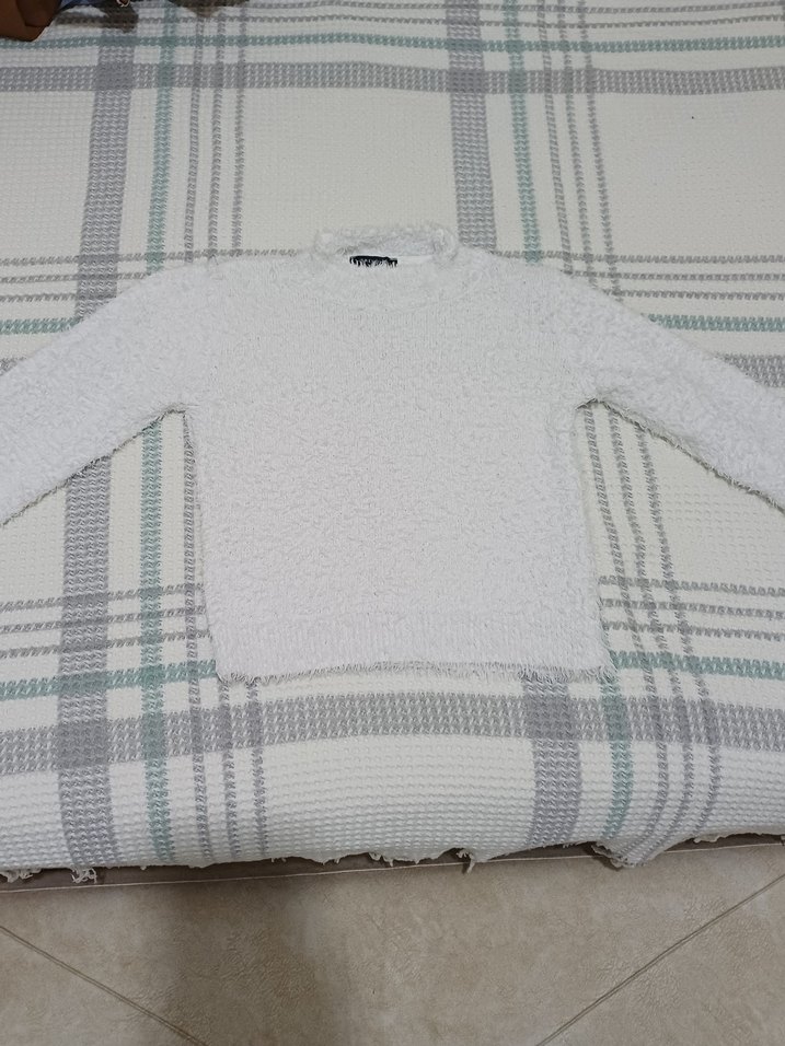 Beyaz Kadın Kazak - Görsel 4