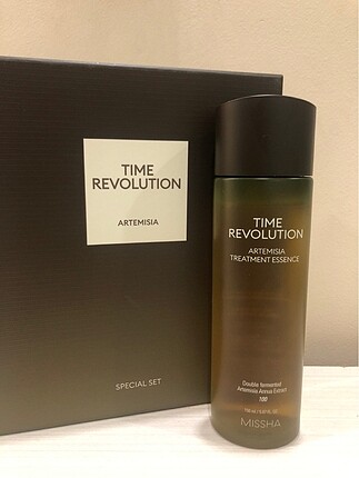 Missha artemisia essence