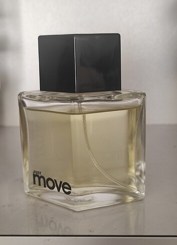 Avon just move parfüm 