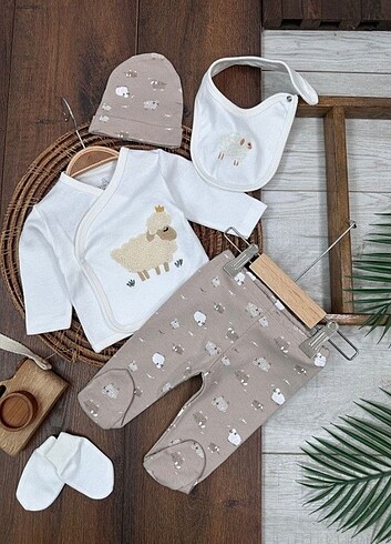 Animal Desenli Hastane Çıkışı Yenidoğan Seti Beş li Set  - Görsel 4