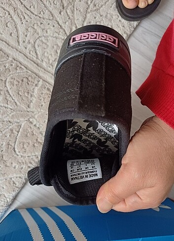 Adidas Spor Ayakkabı 