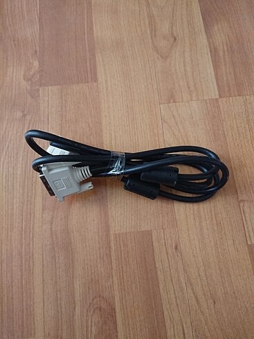 Beden DVI KABLO 1METRE SIFIR