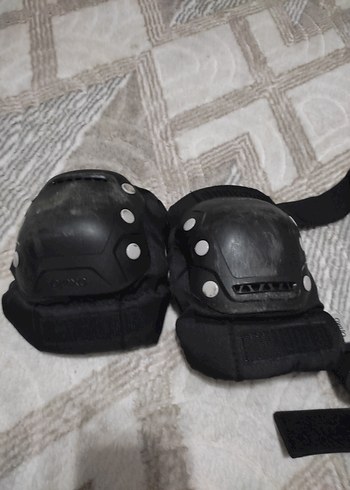 Siyah Desenli Motosiklet Dizlikleri Velcro - Görsel 7