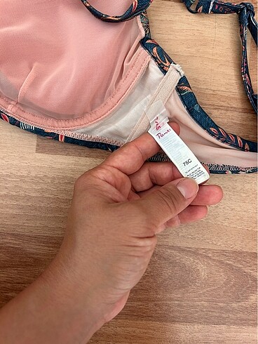 diğer Beden Penti Balenli Bikini Üstü