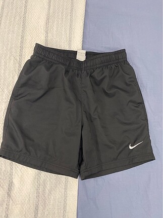 Nike şort