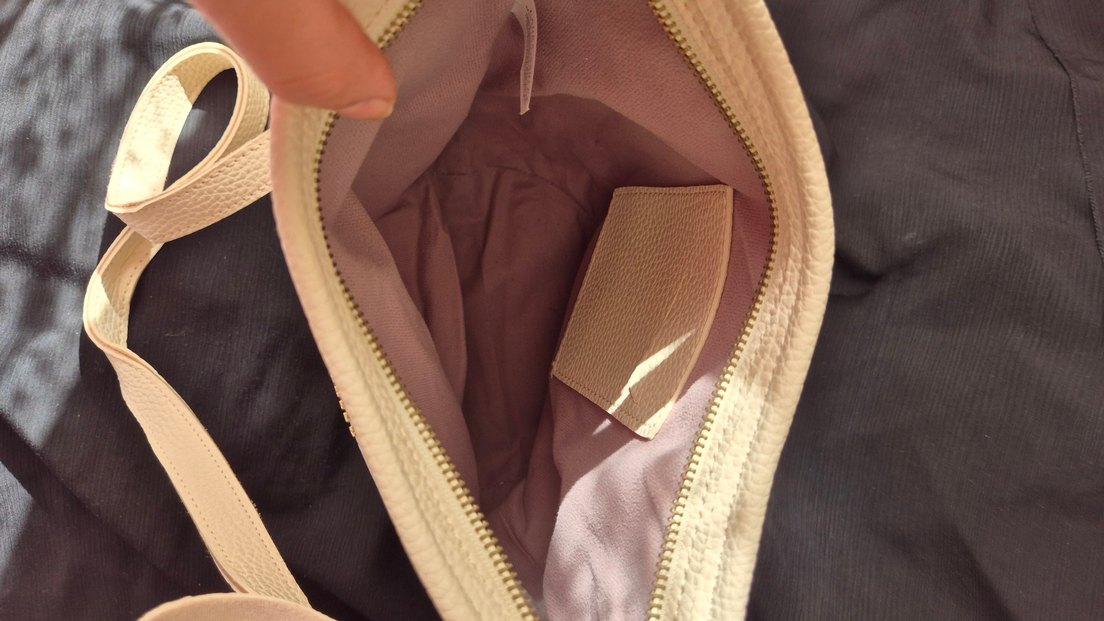 Bej Deri Püsküllü Kadın Çanta - Görsel 4