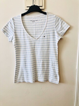 Tommy hilfiger tshirt