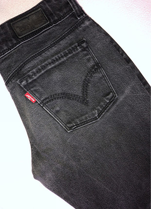 28 Beden Orjinal Levis marka kot pantolon