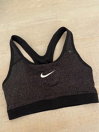 NIKE SPORCU BRA- SPOR SÜTYENİ