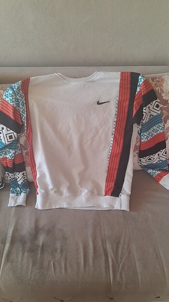 Nike olma yolunda