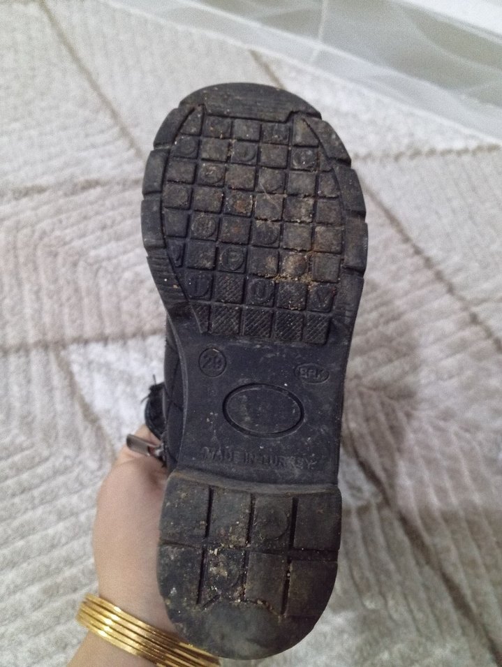 kız çocuk bot - Görsel 4