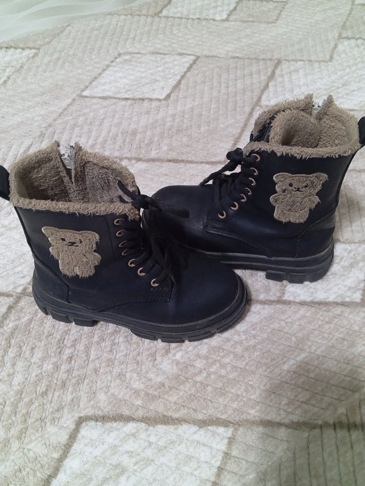 kız çocuk bot - Görsel 3