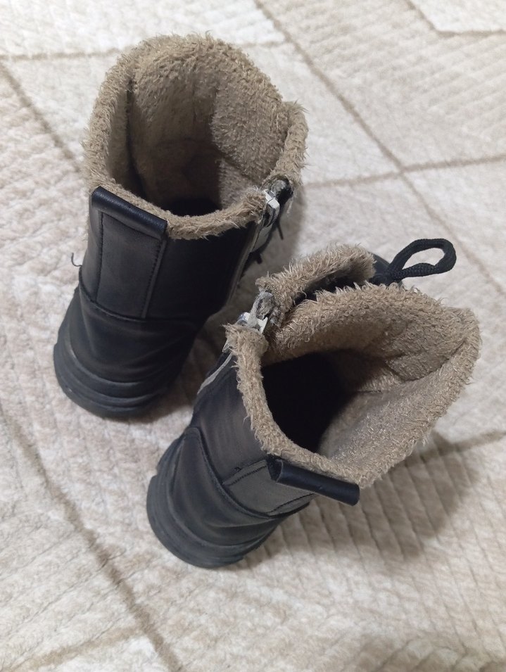 kız çocuk bot - Görsel 4