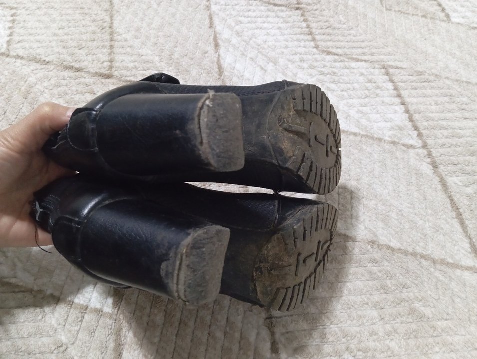 Topuklu Kadın Bot - Görsel 4