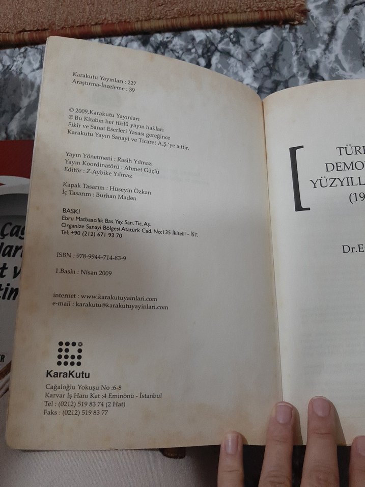 Türkiye'de Demokrasinin Yüzyıllık Serüveni Kitabı - Görsel 2