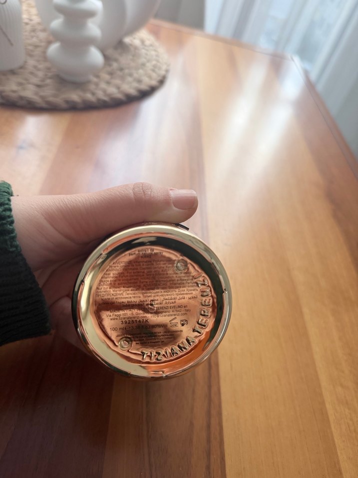 Kirke Erkek Parfümü Altın Şişede - Görsel 2