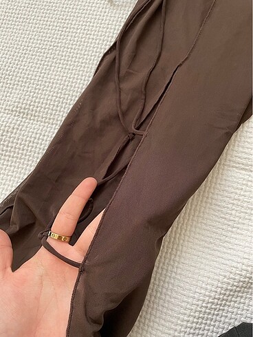 m Beden kahverengi Renk Model pantolon weekday