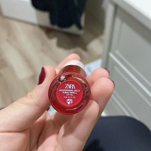 Zara Zara dudak yağı
