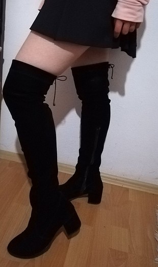 Siyah çizme
