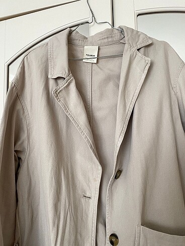 Pull and Bear Trenchoat